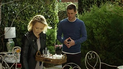 Steph Scully, Mark Brennan in Neighbours Episode 7461