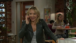 Steph Scully in Neighbours Episode 