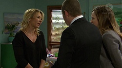 Steph Scully, Toadie Rebecchi, Sonya Rebecchi in Neighbours Episode 7470
