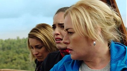 Regan Davis, Paige Novak, Lauren Turner in Neighbours Episode 
