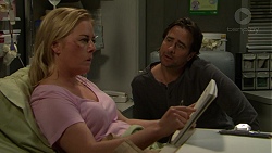 Lauren Turner, Brad Willis in Neighbours Episode 