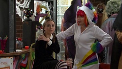Piper Willis, Xanthe Canning in Neighbours Episode 