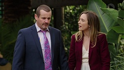 Toadie Rebecchi, Sonya Rebecchi in Neighbours Episode 