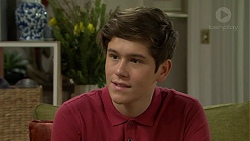 Angus Beaumont-Hannay in Neighbours Episode 