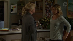 Lauren Turner, Steph Scully in Neighbours Episode 7490