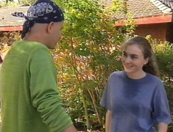 Luke Handley, Debbie Martin in Neighbours Episode 