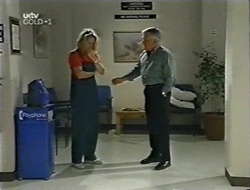 Ruth Wilkinson, Lou Carpenter in Neighbours Episode 3001