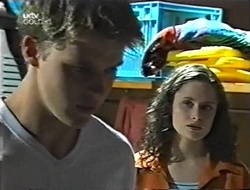Billy Kennedy, Caitlin Atkins in Neighbours Episode 3001