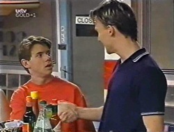 Lance Wilkinson, Perry Pinchen in Neighbours Episode 3004