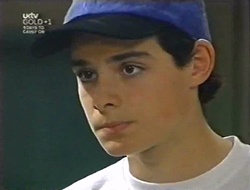 Paul McClain in Neighbours Episode 