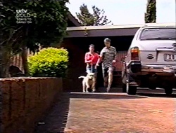 Anne Wilkinson, Bonnie, Billy Kennedy in Neighbours Episode 3006