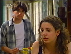 Paul McClain, Hannah Martin in Neighbours Episode 