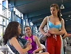 Caitlin Atkins, Mandi Rodgers, Anne Wilkinson in Neighbours Episode 3008
