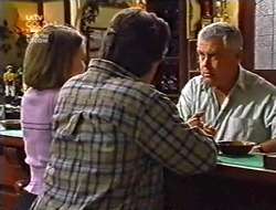 Libby Kennedy, Darren Stark, Lou Carpenter in Neighbours Episode 3009