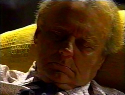 Fred Parkes in Neighbours Episode 