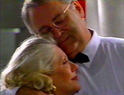 Madge Bishop, Harold Bishop in Neighbours Episode 