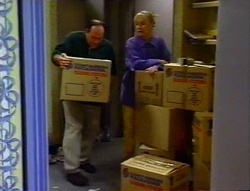 Philip Martin, Ruth Wilkinson in Neighbours Episode 