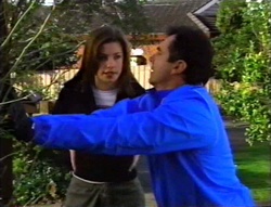 Anne Wilkinson, Karl Kennedy in Neighbours Episode 3420