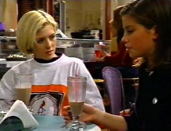 Amy Greenwood, Anne Wilkinson in Neighbours Episode 3420