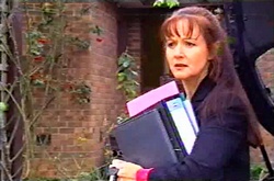 Susan Kennedy in Neighbours Episode 