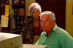 Madge Bishop, Lou Carpenter in Neighbours Episode 3613