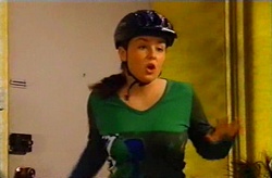 Michelle Scully in Neighbours Episode 