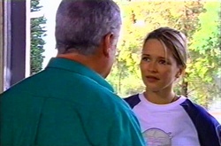 Lou Carpenter, Steph Scully in Neighbours Episode 