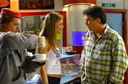 Marcus, Felicity Scully, Joe Scully in Neighbours Episode 