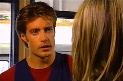 Drew Kirk, Steph Scully in Neighbours Episode 3752