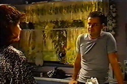 Lyn Scully, Larry Woodhouse (Woody) in Neighbours Episode 
