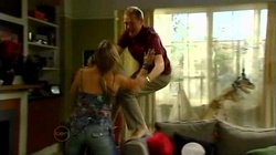 Steph Scully, Max Hoyland in Neighbours Episode 4739