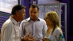 Bobby Hoyland, Karl Kennedy, Izzy Hoyland in Neighbours Episode 