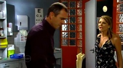 Karl Kennedy, Izzy Hoyland in Neighbours Episode 