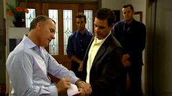 Tony Corbett, Paul Robinson in Neighbours Episode 