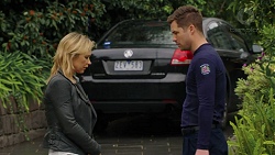 Steph Scully, Mark Brennan in Neighbours Episode 