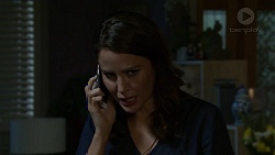 Elly Conway in Neighbours Episode 7496