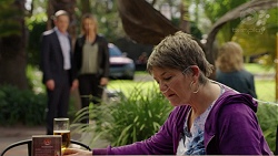 Paul Robinson, Steph Scully, Maxine Cowper in Neighbours Episode 7496