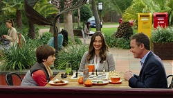 Jimmy Williams, Amy Williams, Paul Robinson in Neighbours Episode 