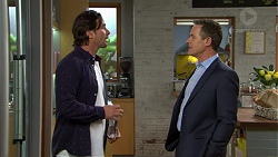 Brad Willis, Paul Robinson in Neighbours Episode 