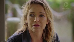 Steph Scully in Neighbours Episode 