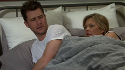 Mark Brennan, Steph Scully in Neighbours Episode 7502