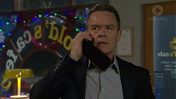 Paul Robinson in Neighbours Episode 7504