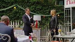 Paul Robinson, Steph Scully in Neighbours Episode 7505