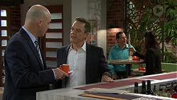 Tim Collins, Paul Robinson in Neighbours Episode 