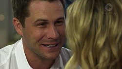 Mark Brennan, Steph Scully in Neighbours Episode 7510