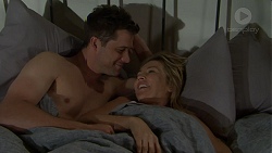 Mark Brennan, Steph Scully in Neighbours Episode 