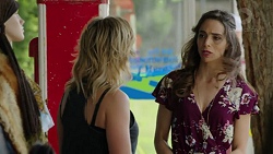 Steph Scully, Victoria Lamb in Neighbours Episode 7516