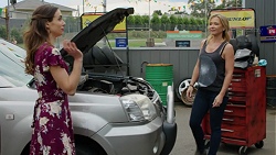 Victoria Lamb, Steph Scully in Neighbours Episode 