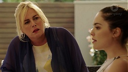 Lauren Turner, Paige Novak in Neighbours Episode 