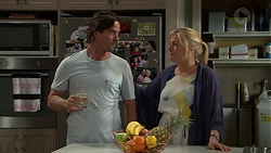 Brad Willis, Lauren Turner in Neighbours Episode 